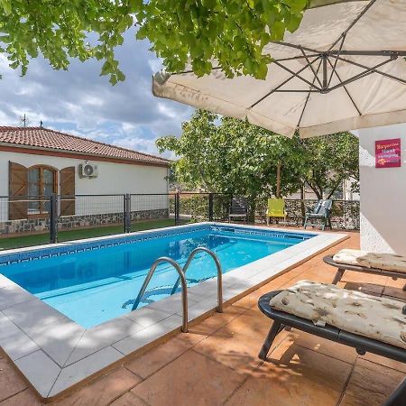 Casa rural VISTABLANCA - Construida en una sola planta con bonitas vistas - PISCINA privada y clima agradable junto a la capital Cenes De La Vega Exterior foto