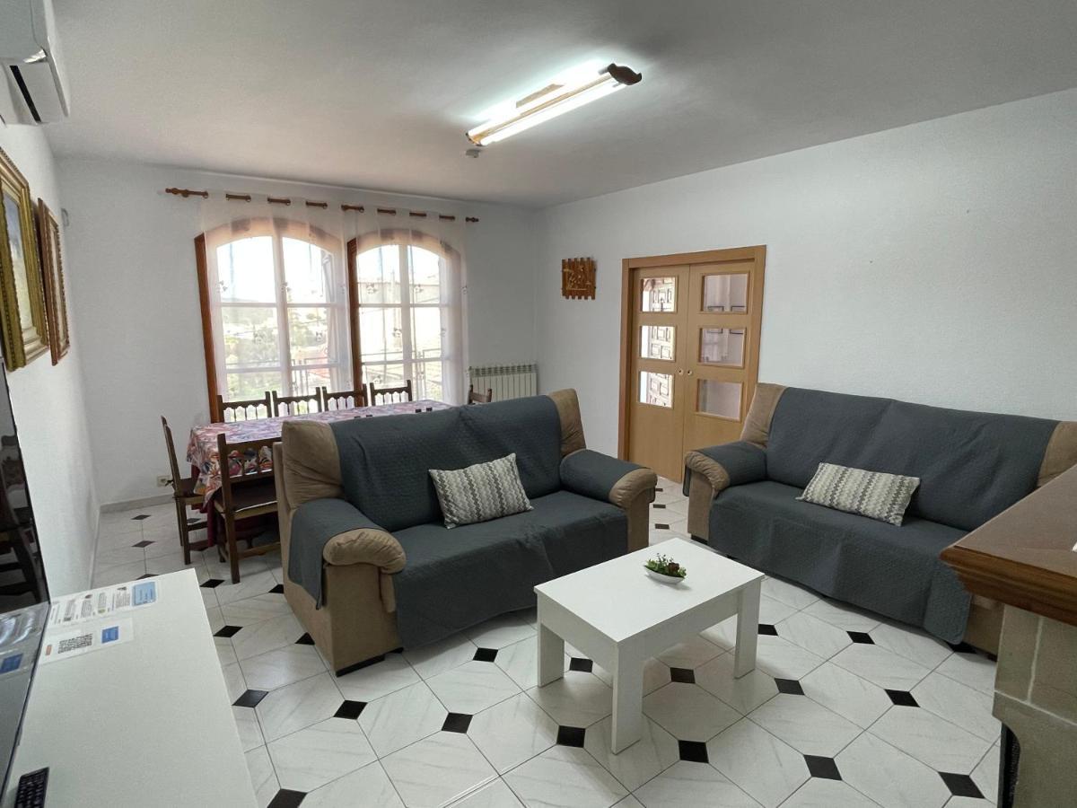 Casa rural VISTABLANCA - Construida en una sola planta con bonitas vistas - PISCINA privada y clima agradable junto a la capital Cenes De La Vega Exterior foto